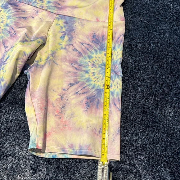 Free People tie dye biker shorts size M/L (Rare) - Picture 8 of 8